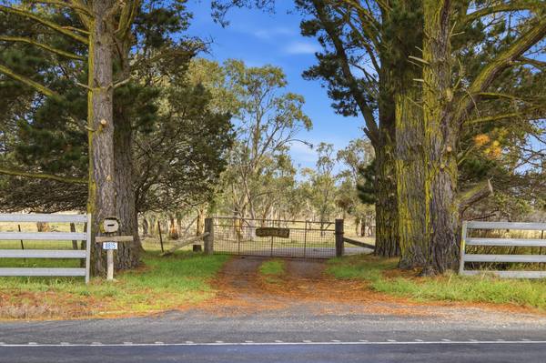 8815 Kings Highway, Bungendore NSW 2621