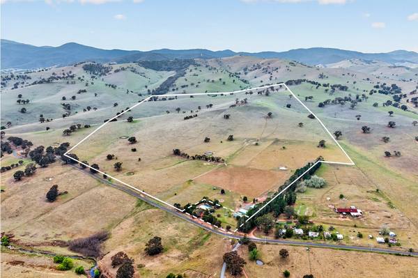 484 & 542 Little River Road, Ensay North VIC 3895