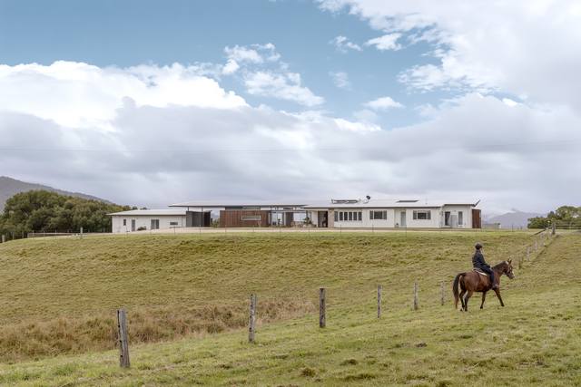 196 Richards Deviation, Dunbible NSW 2484