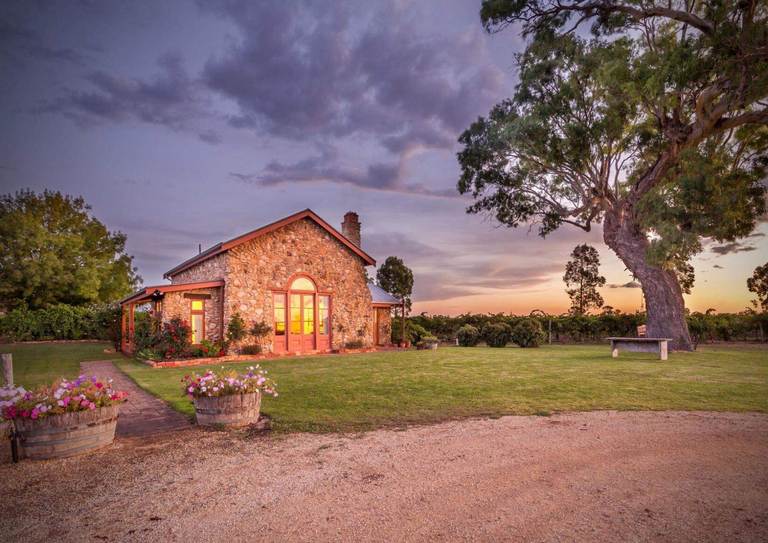 ***UNDER OFFER*** 11 Maaoupe Road, Coonawarra SA 5263