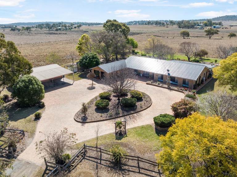 89 Hazelwood Road, Southbrook QLD 4363