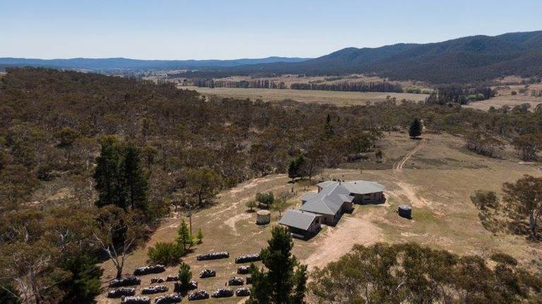 "Rockview" 671 Warrens Corner Road, Numeralla NSW 2630