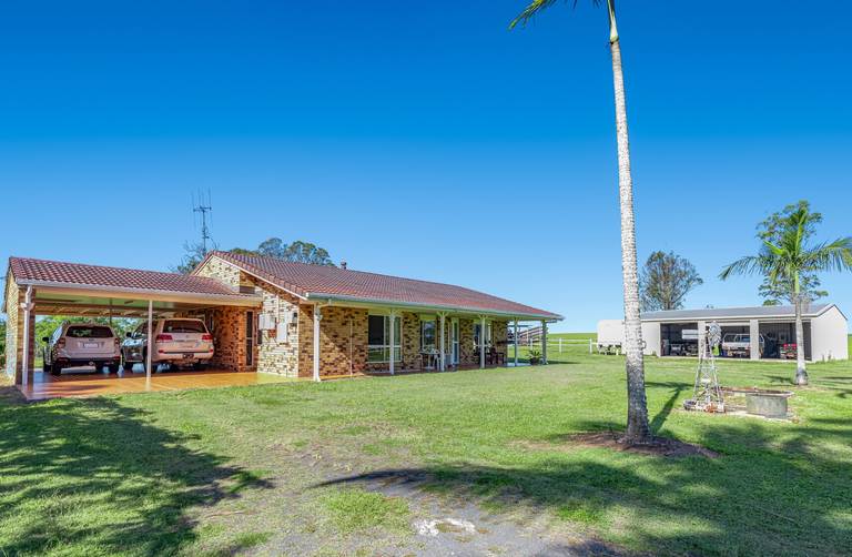 23 Six Mile Road East, Glenorchy QLD 4650