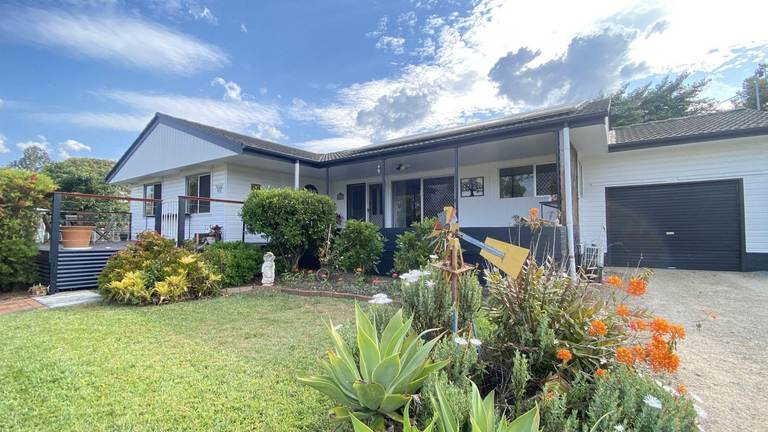 67-69 Mayne Street, Tiaro QLD 4650