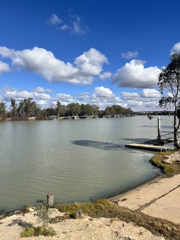 WATER LICENCE, 6 VIC Murray (dartmouth To Barmah) Gmw - High R VIC 0000