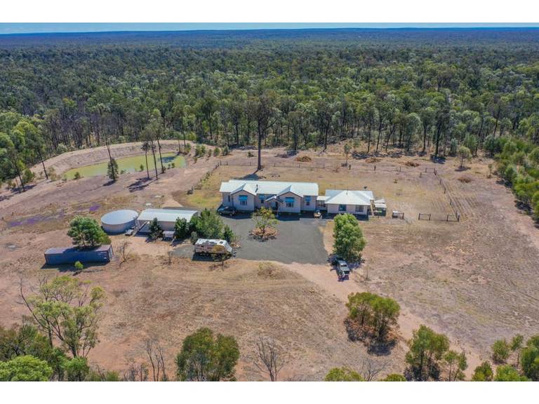 614 Butlers Road, Miles QLD 4415