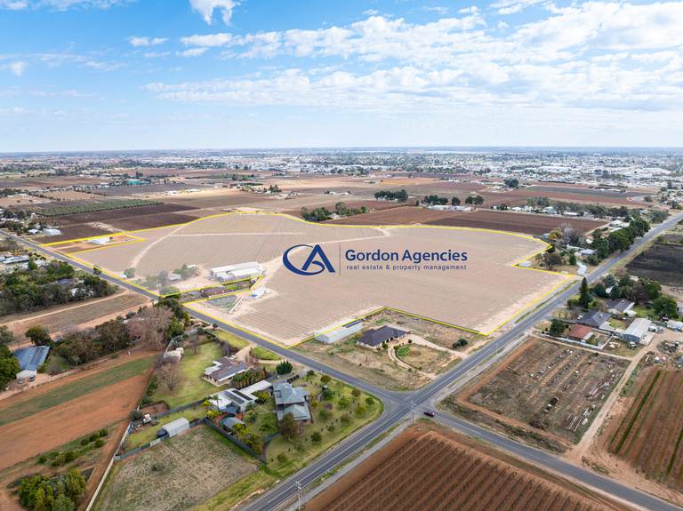393 Karadoc Avenue & 92 Fifth Street, , Nichols Point VIC 3501