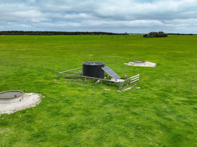 1052 Meyers Road, Cape Douglas SA 5291